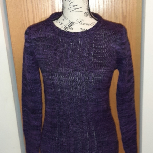 Sweater and Scarf Set - Picture 4 of 6